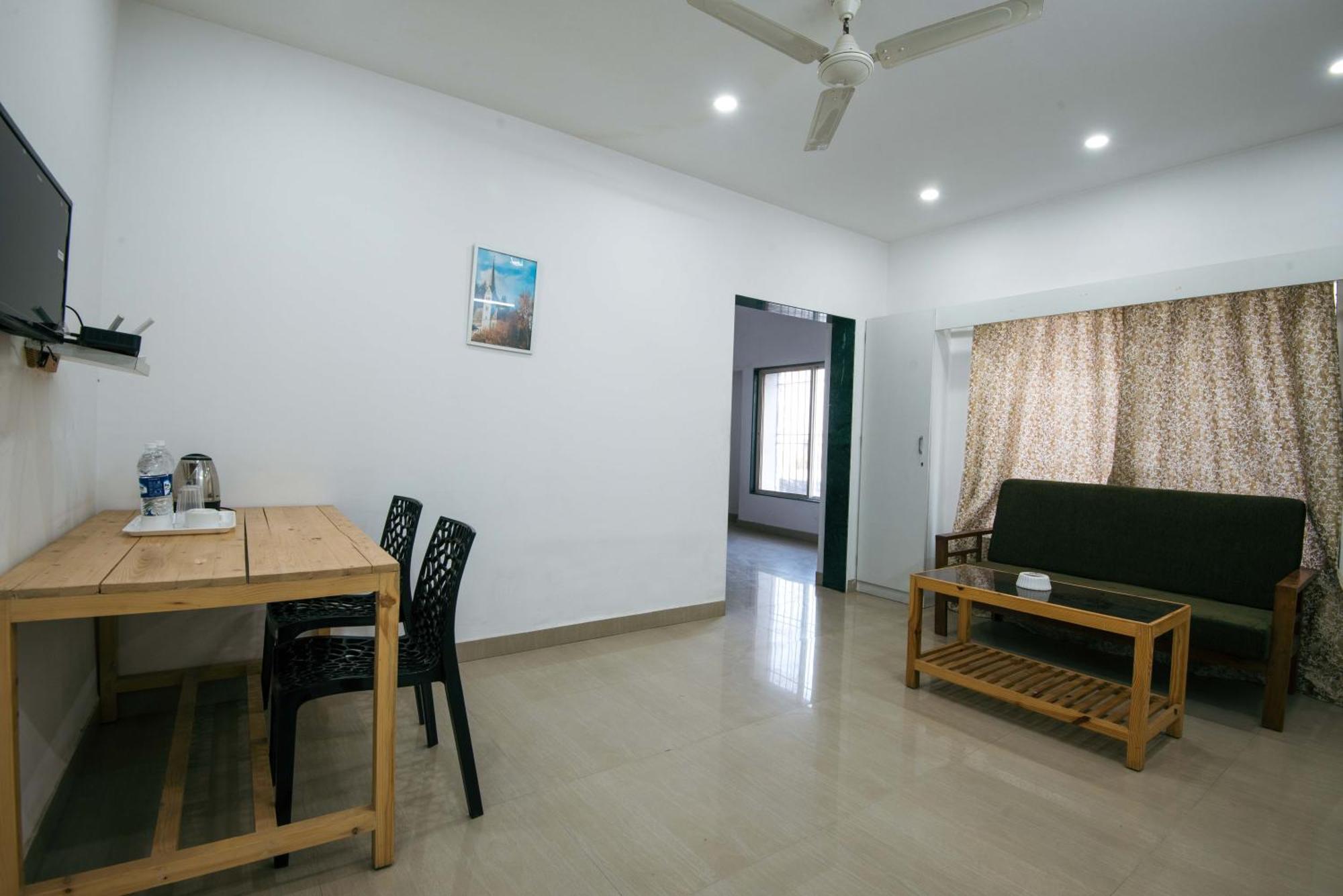 Treebo Empire Executive Premium, Hinjewadi Hotel Hinjawadi Exterior photo