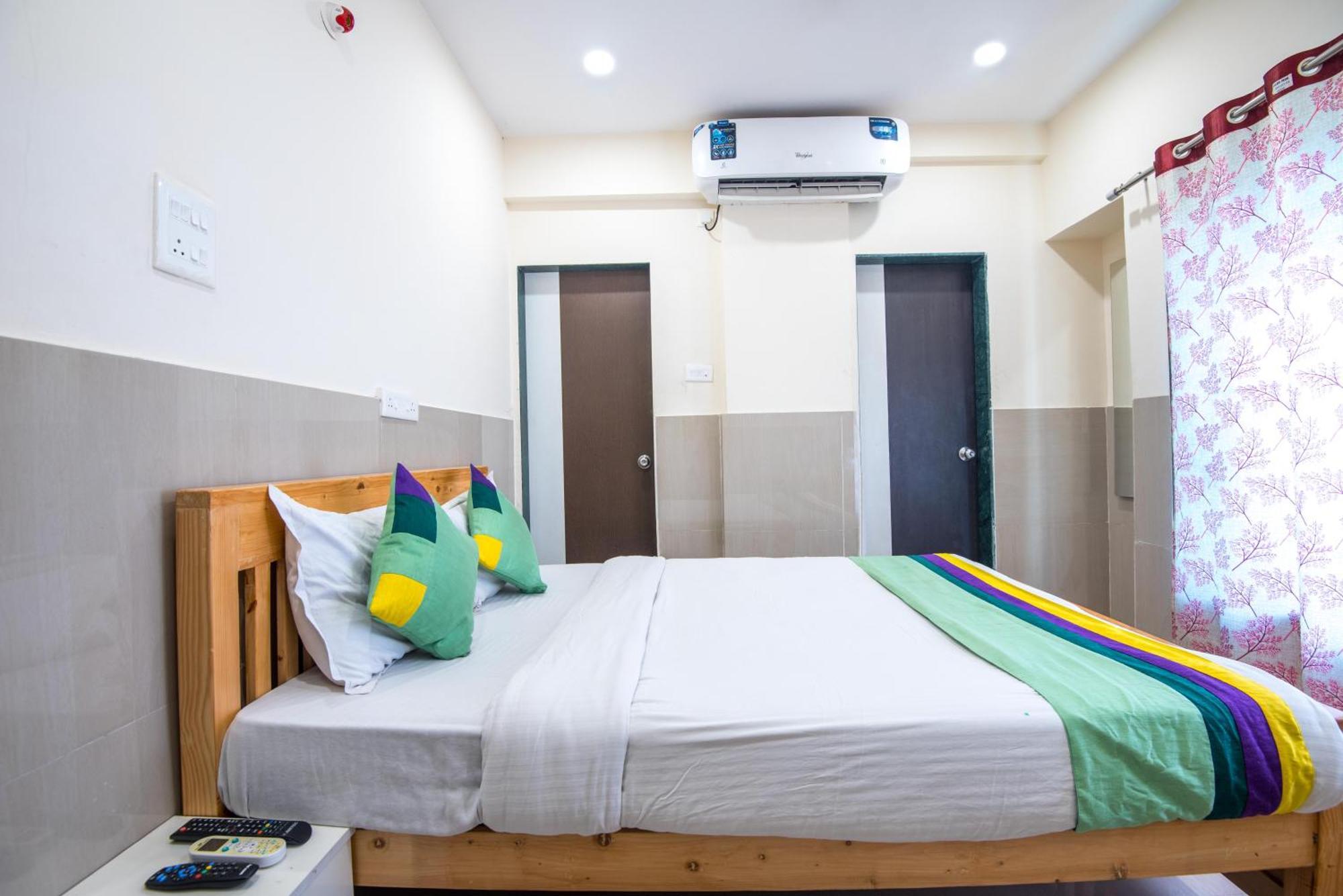 Treebo Empire Executive Premium, Hinjewadi Hotel Hinjawadi Exterior photo